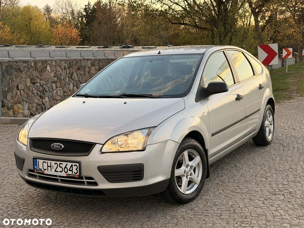 Ford Focus 1.6 Ambiente - 6