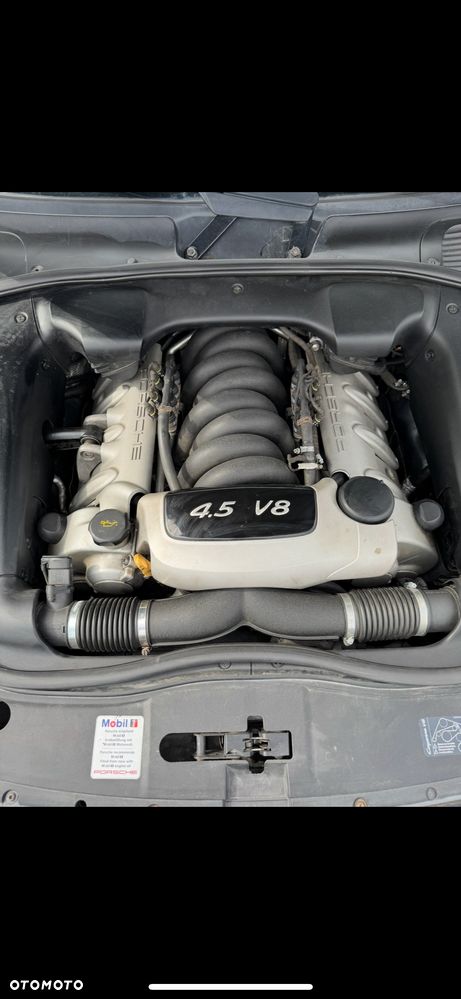Porsche Cayenne - 19