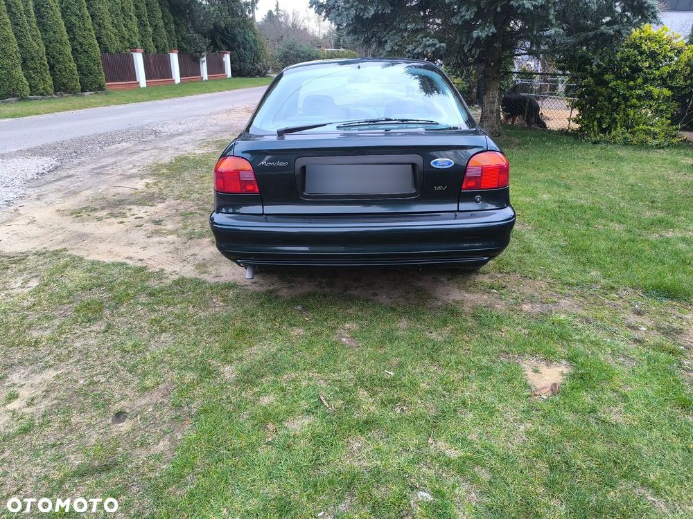 Ford Mondeo - 8