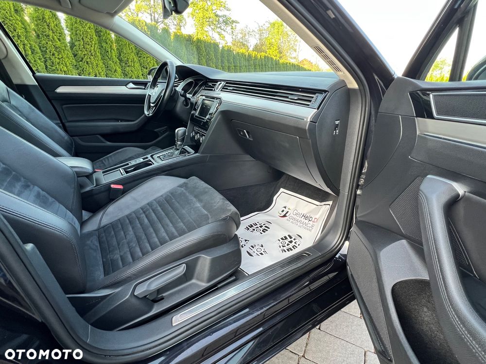 Volkswagen Passat Variant 2.0 TDI SCR 4Motion DSG Highline - 28