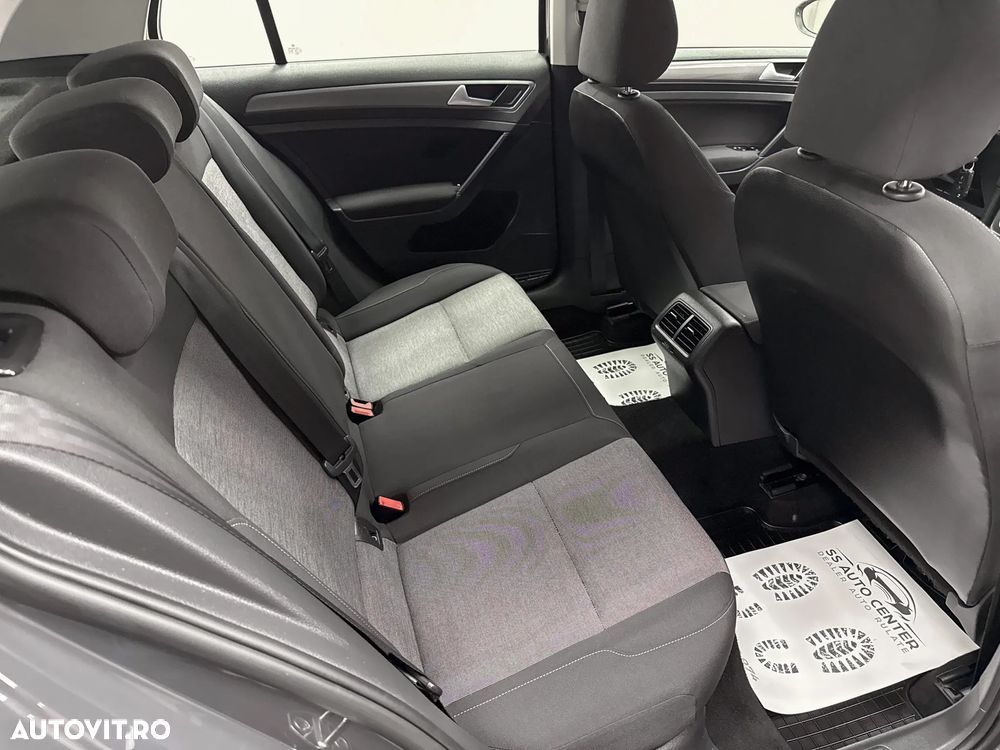 Volkswagen Golf 1.2 TSI BMT Trendline - 17