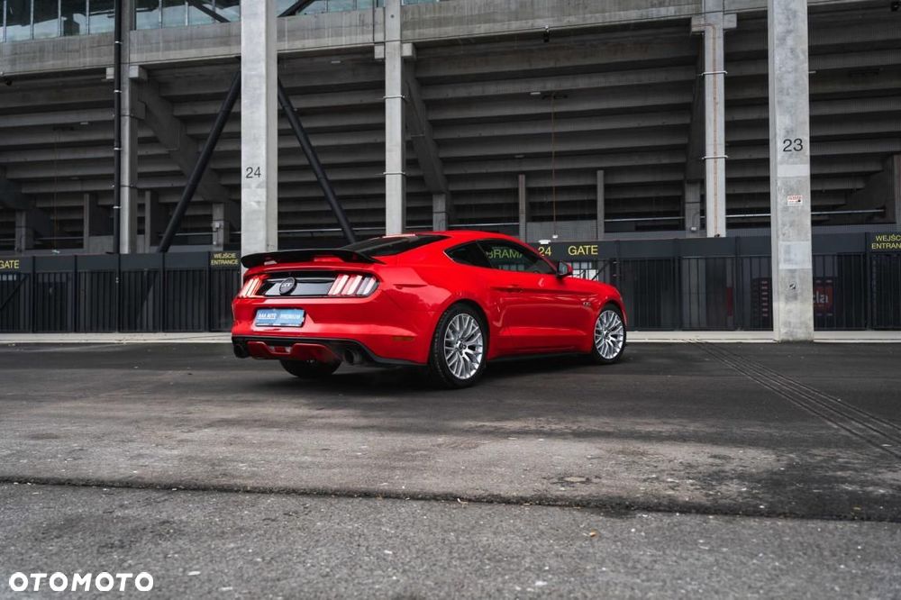Ford Mustang - 6