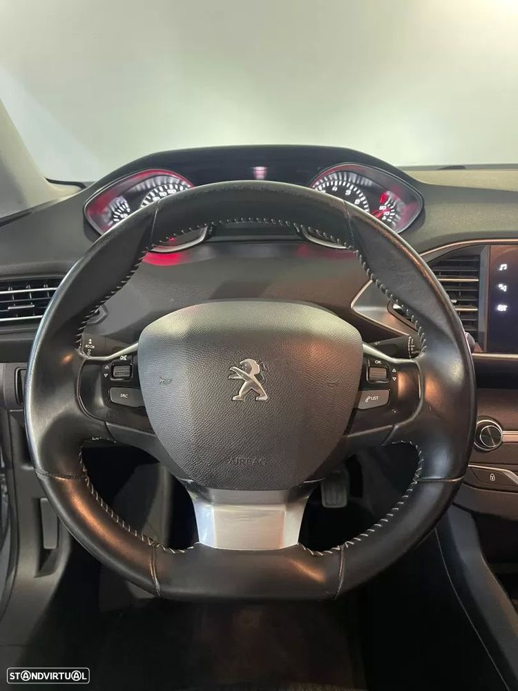 Peugeot 308 PureTech 130 Active Pack - 23