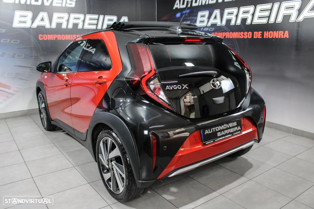 Toyota Aygo X 1.0 Envy CVT - 33