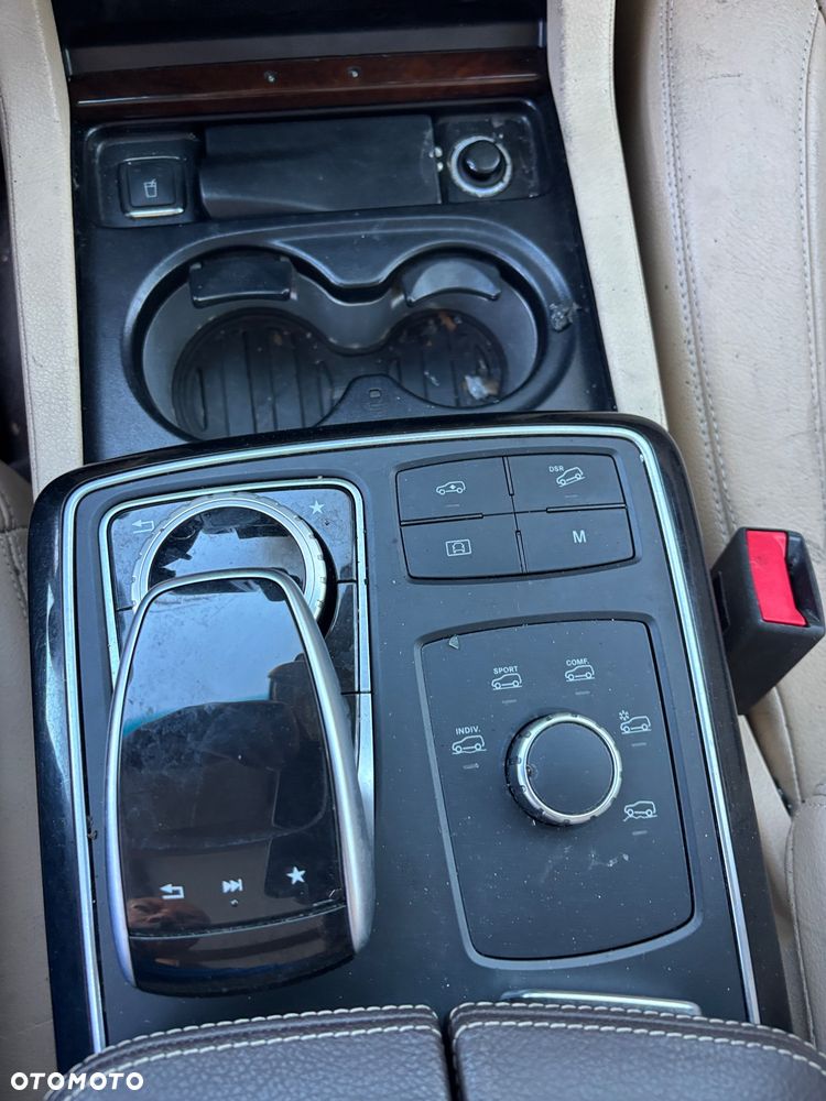 Mercedes-Benz GL 400 4Matic 7G-TRONIC - 10