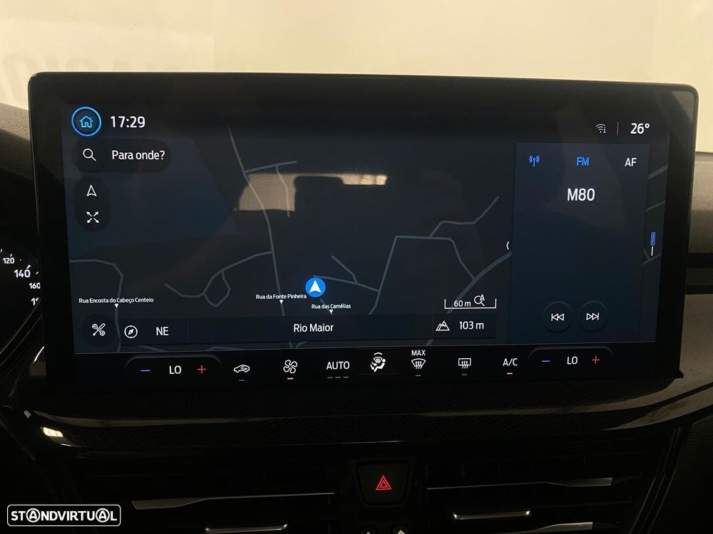 Ford Focus 1.0 EcoBoost MHEV ST-Line - 25