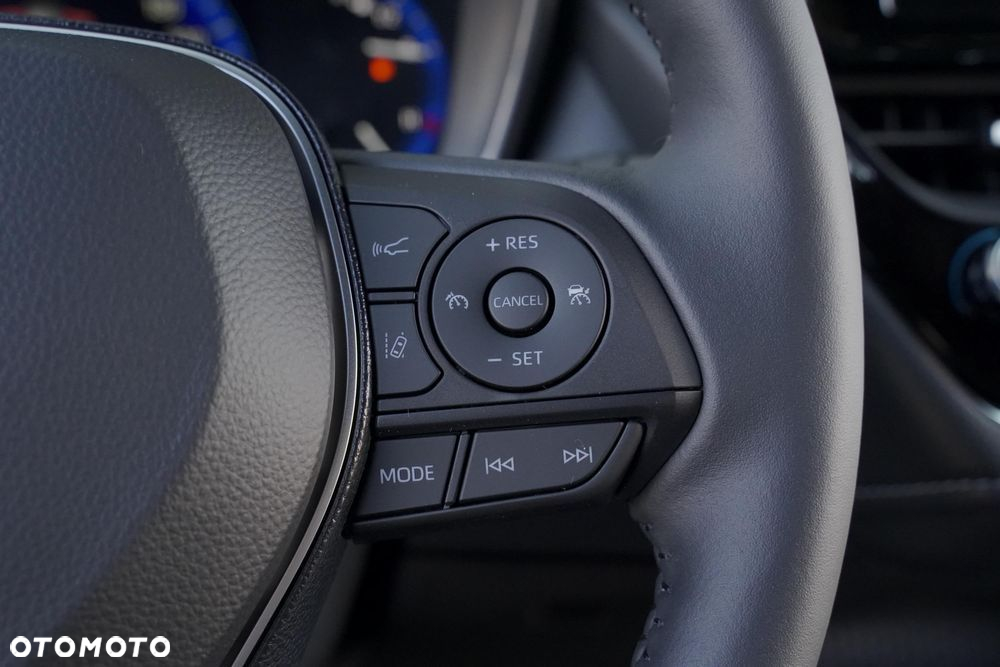 Suzuki Swace 1.8 Hybrid Premium Plus CVT - 19