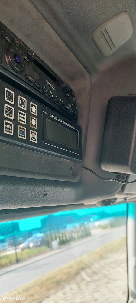 Renault PREMIUM - 23