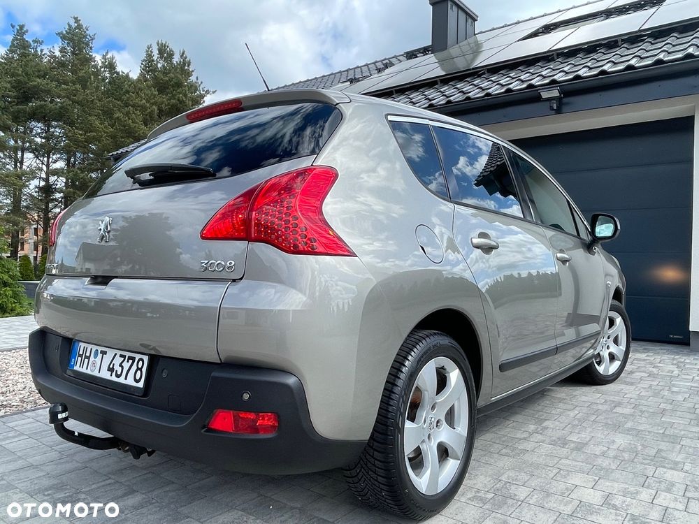 Peugeot 3008 2.0 HDi Premium - 9