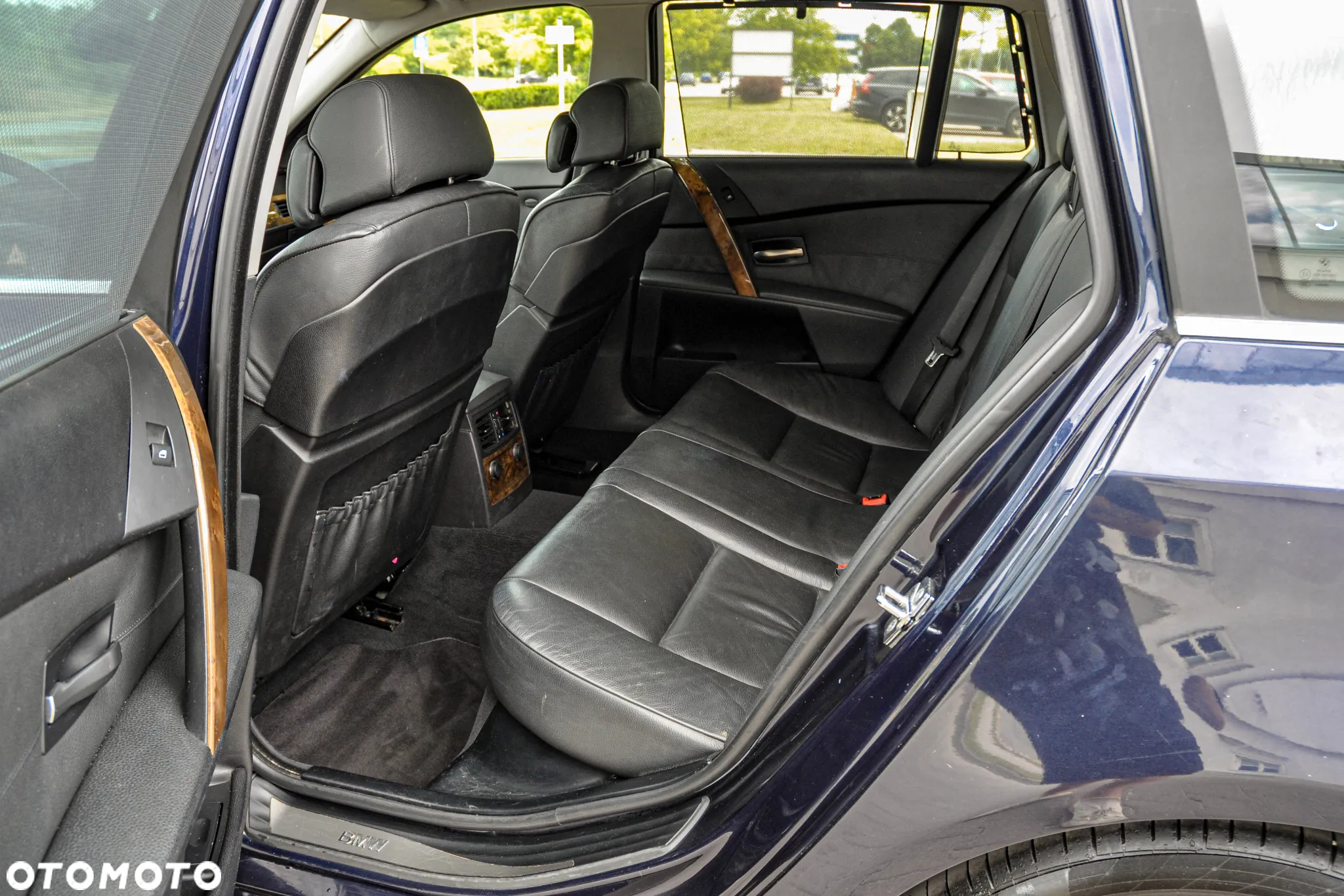 BMW Seria 5 530i Touring - 8