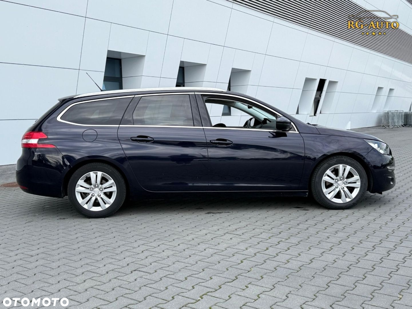 Peugeot 308 - 5