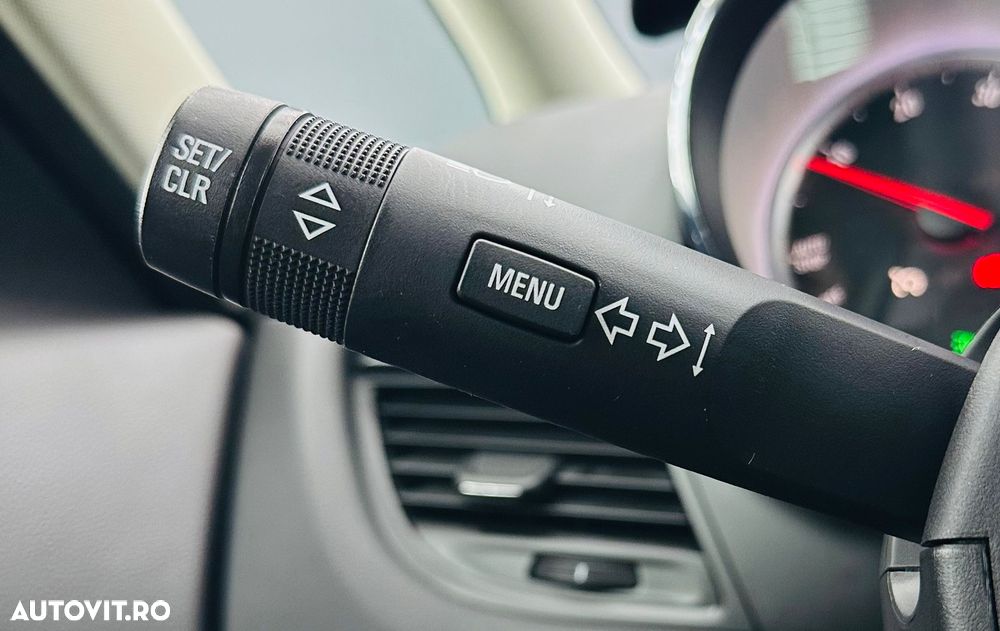 Opel Zafira 1.6 D Start/Stop Business Innovation - 29