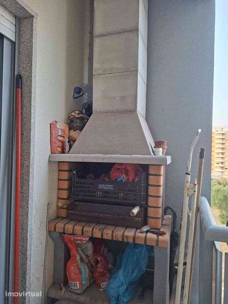 Apartamento T3 com garagem e arrecadação - Grande imagem: 4/12