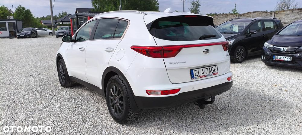 Kia Sportage 1.7 CRDI 2WD ISG Dream-Team Edition - 16
