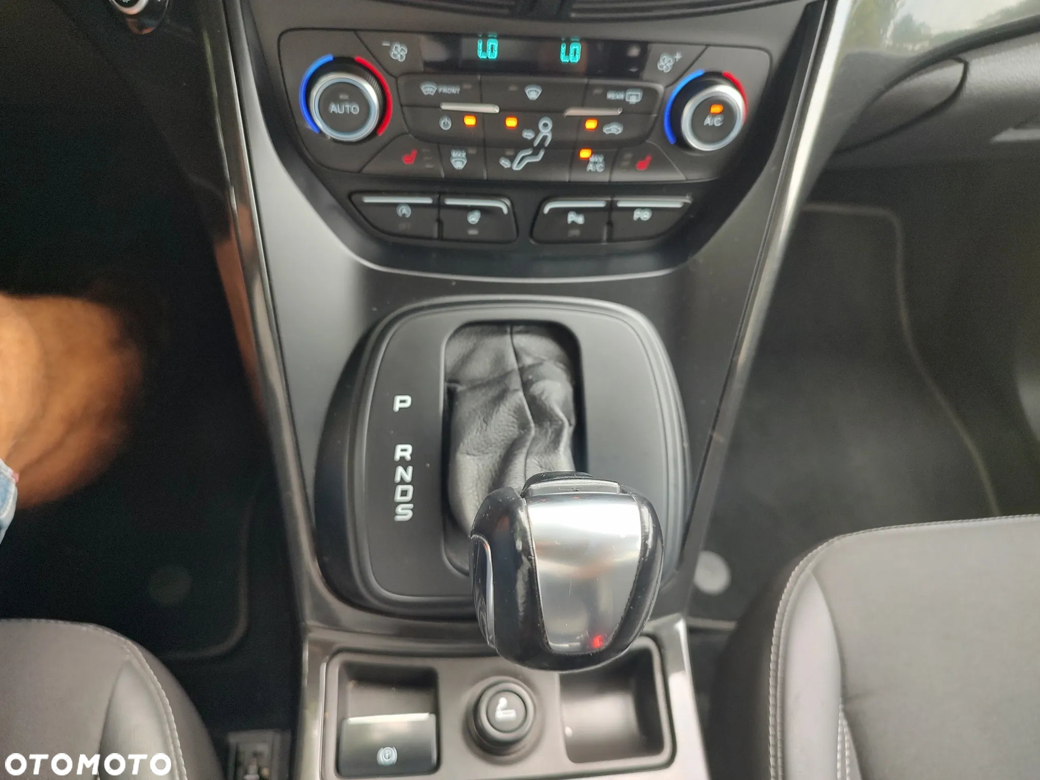Ford Kuga 1.5 EcoBoost 4WD Titanium - 21