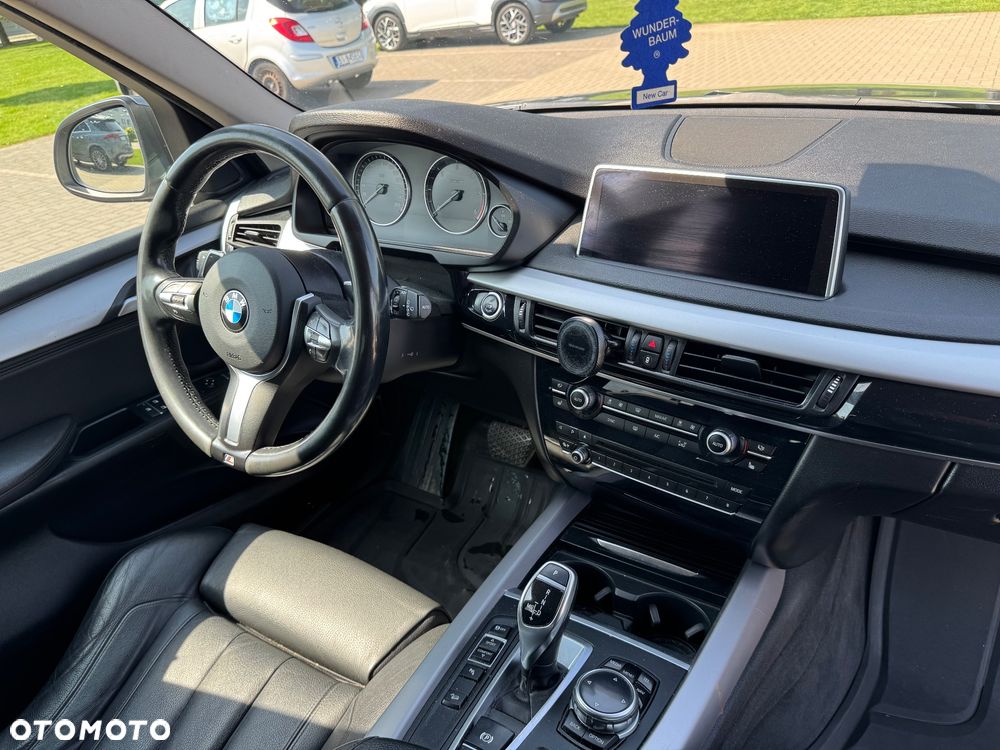 BMW X5 xDrive30d - 10