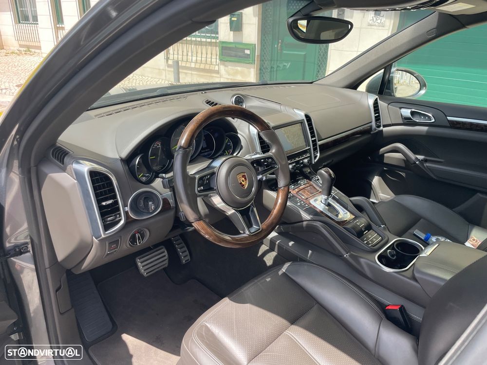 Porsche Cayenne S Tiptronic S - 18