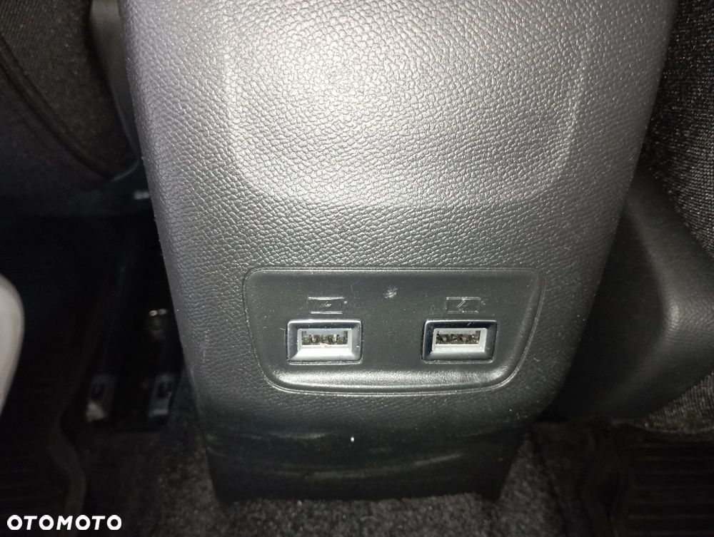 Peugeot 2008 1.2 PureTech Allure Pack S&S - 17