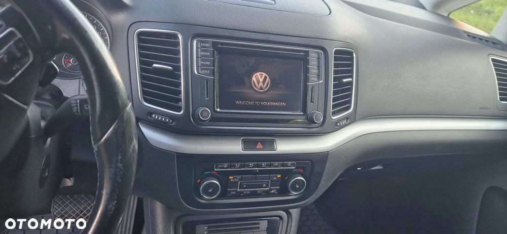 Volkswagen Sharan - 12