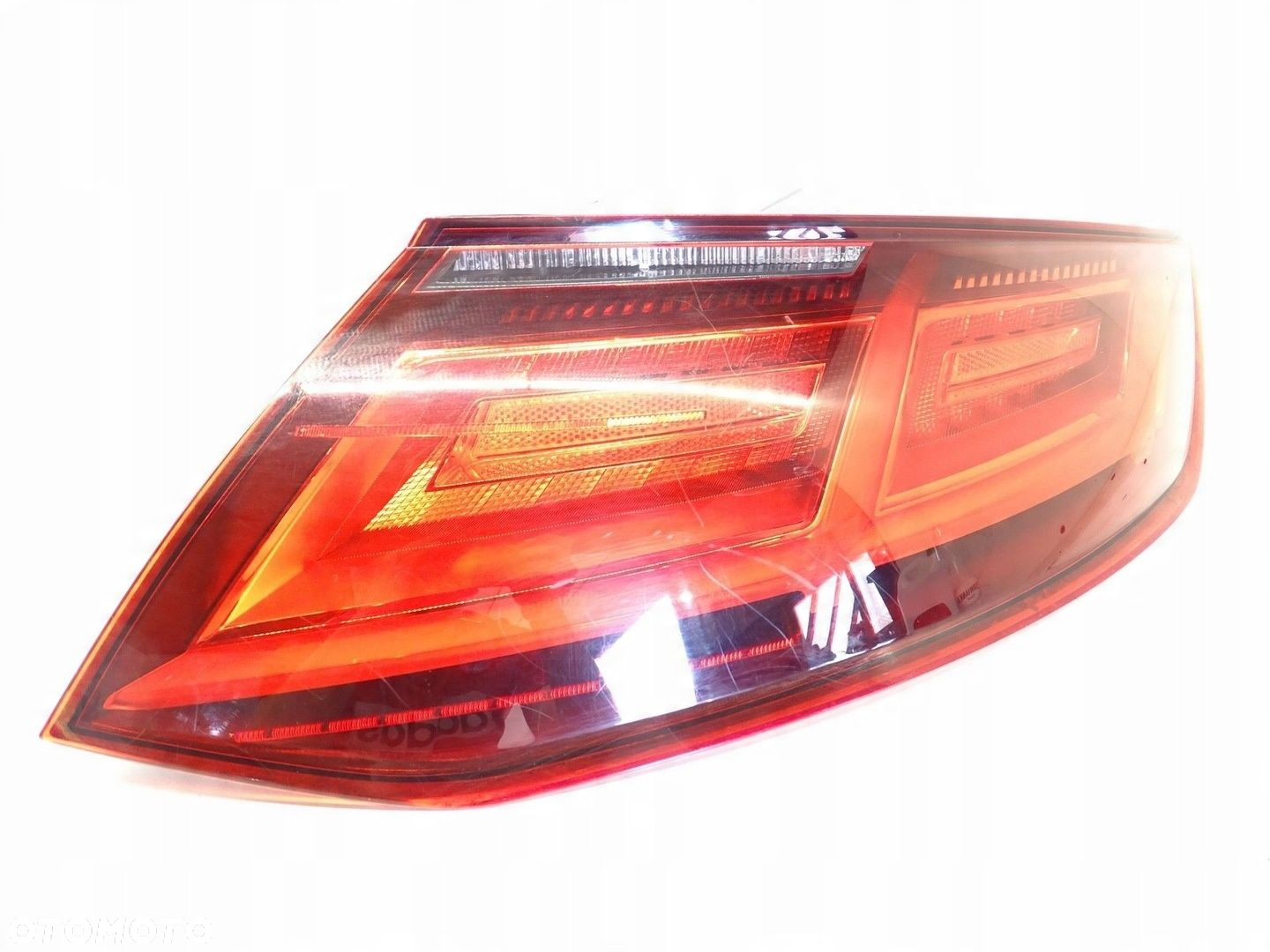 LAMPA PRAWA TYŁ TYLNIA AUDI TT 8S UK 8S0945096 - 3