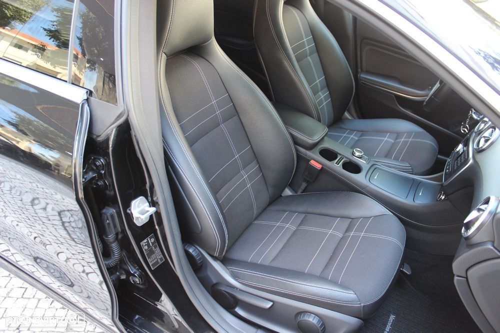 Mercedes-Benz CLA 220 CDI Urban Aut. - 23
