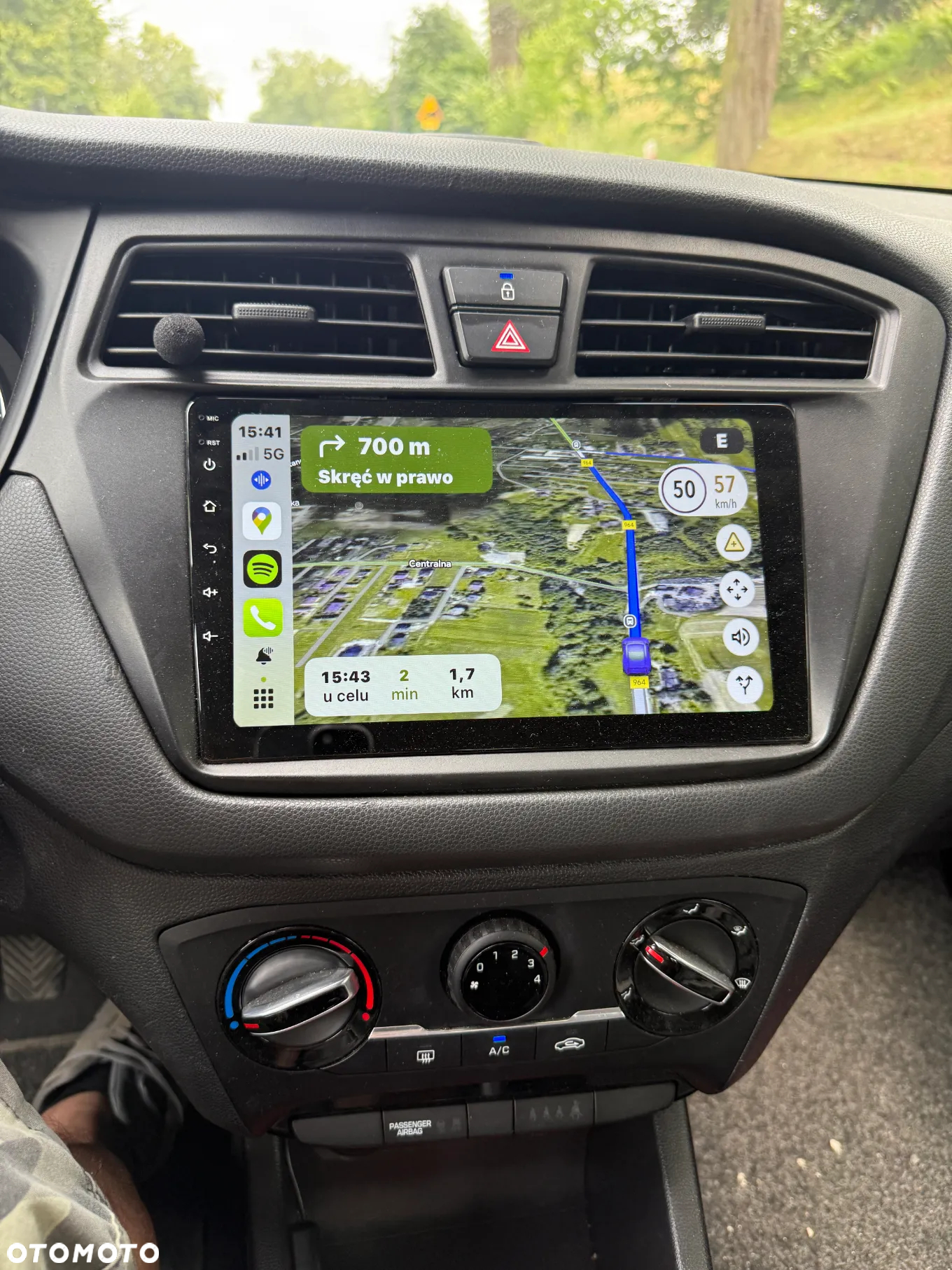 Hyundai i20 1.2 Comfort - 11