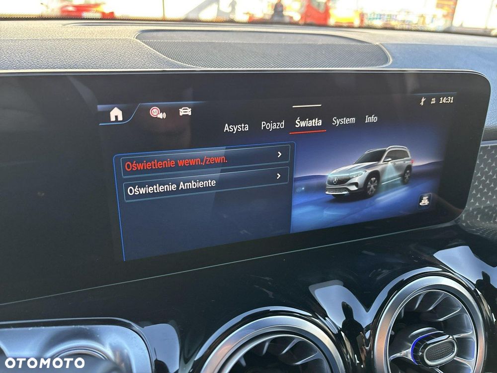 Mercedes-Benz EQB - 24