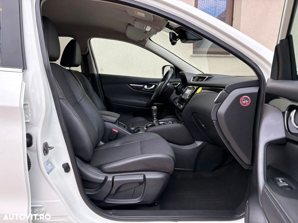 Nissan Qashqai 1.6 DCI 4 x 4 DPF tekna - 6