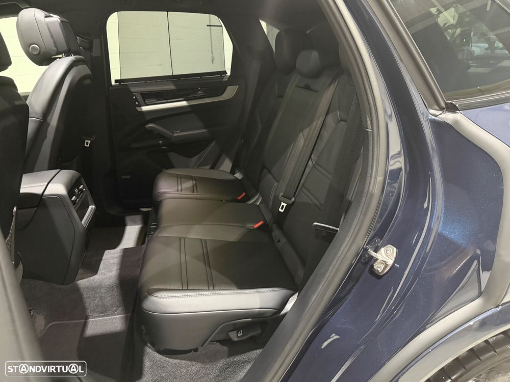 Porsche Cayenne E-Hybrid - 48