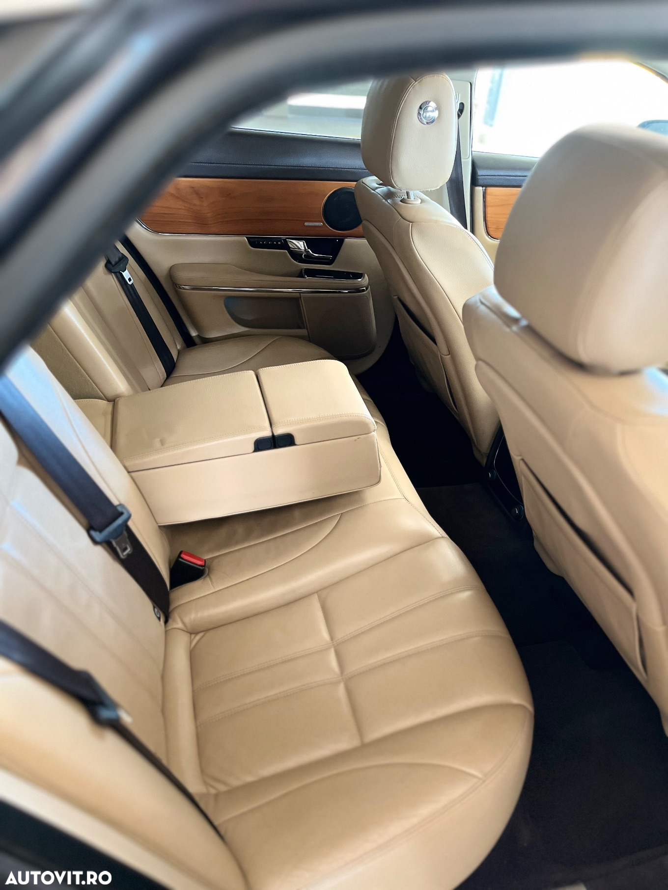 Jaguar XJ 3.0 V6 Premium Luxury Aut SWB - 25