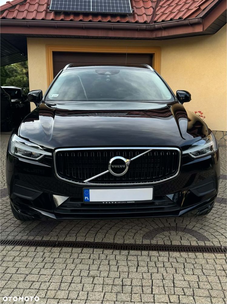 Volvo XC 60 T5 AWD Momentum Pro - 2