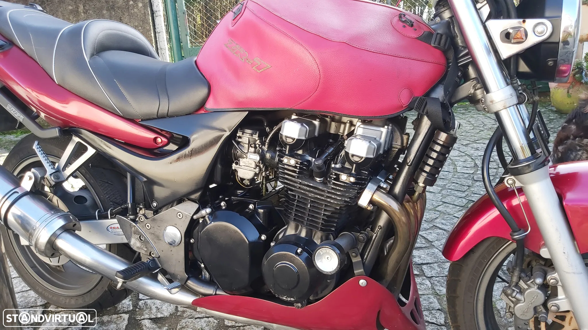 Kawasaki ZR ZR 750F - 3
