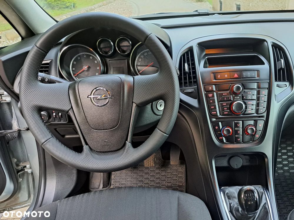 Opel Astra 1.6 Active EU6 - 9