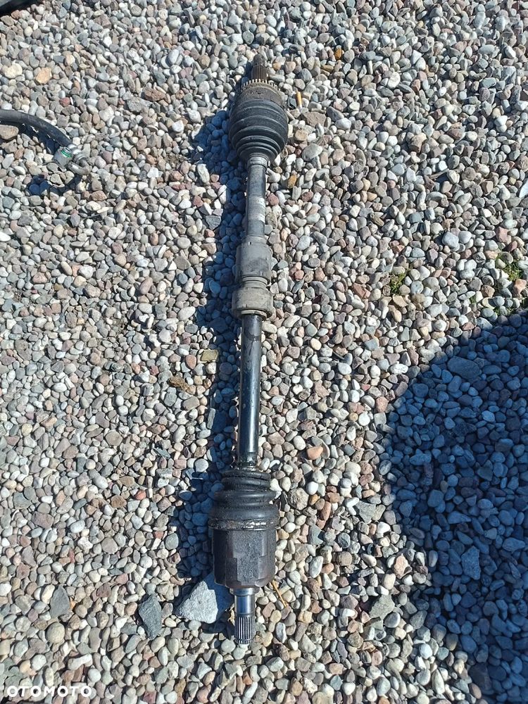 Kia Ceed 1.6 CRDI PRAWA PRZEDNIA PÓŁOŚ półośka prawy przód 49500-1H210 - 1