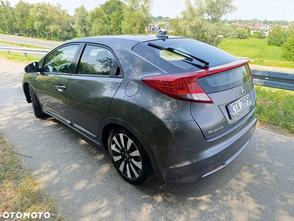Honda Civic 1.8 Sport - 12