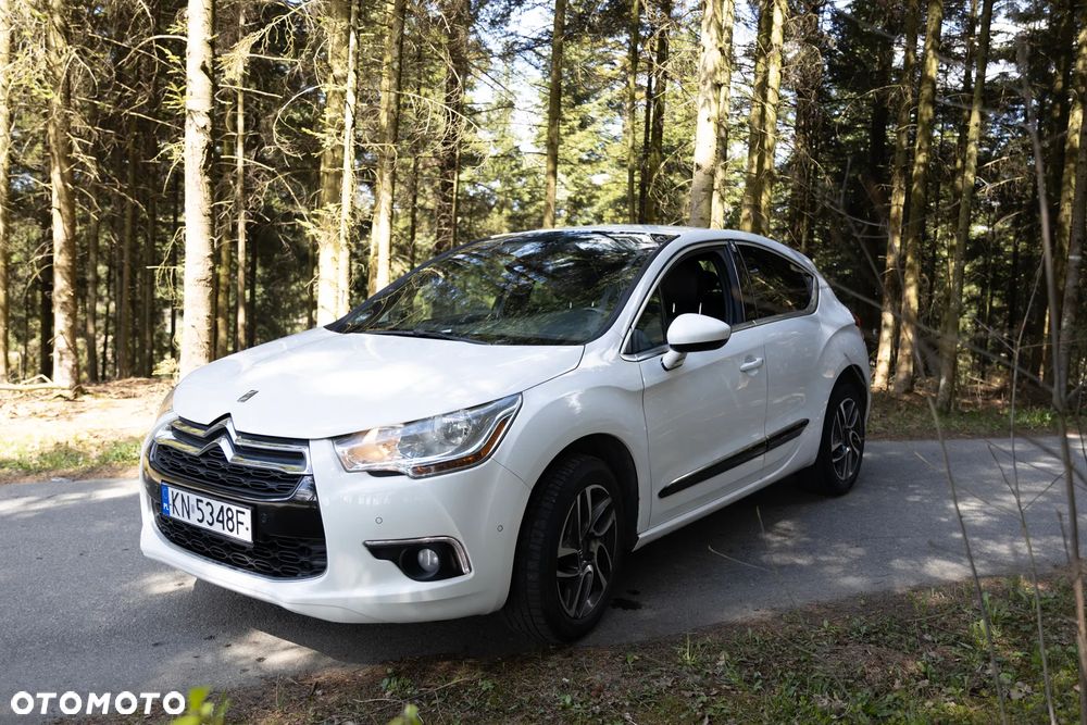 Citroën DS4 1.6 HDi SoChic - 6