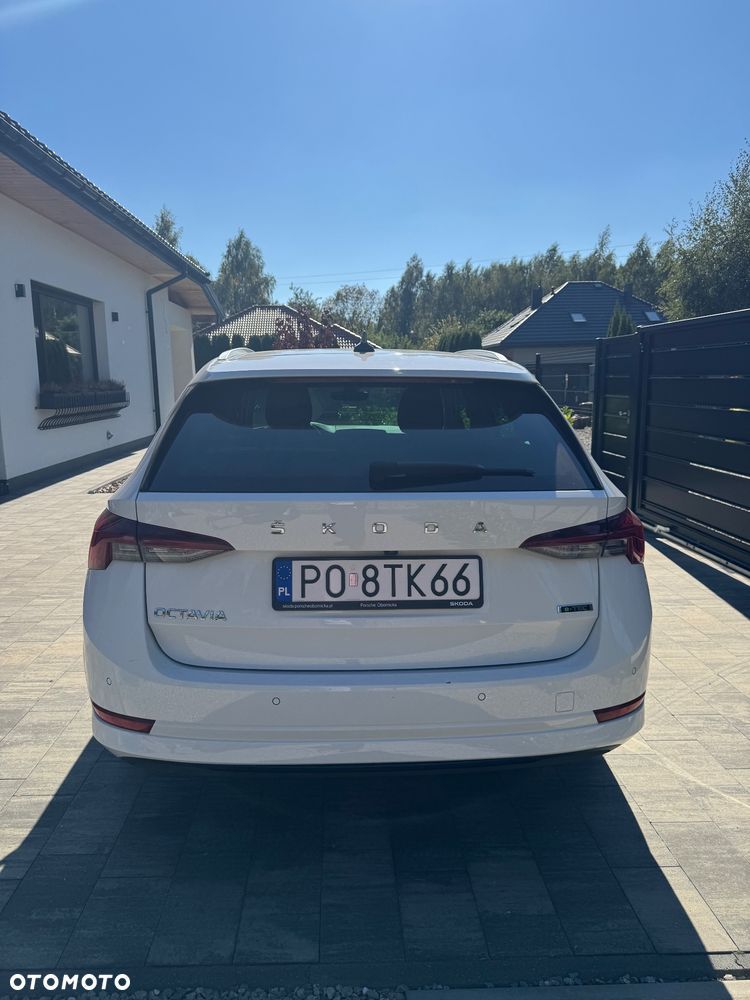 Skoda Octavia 2021 photo 5