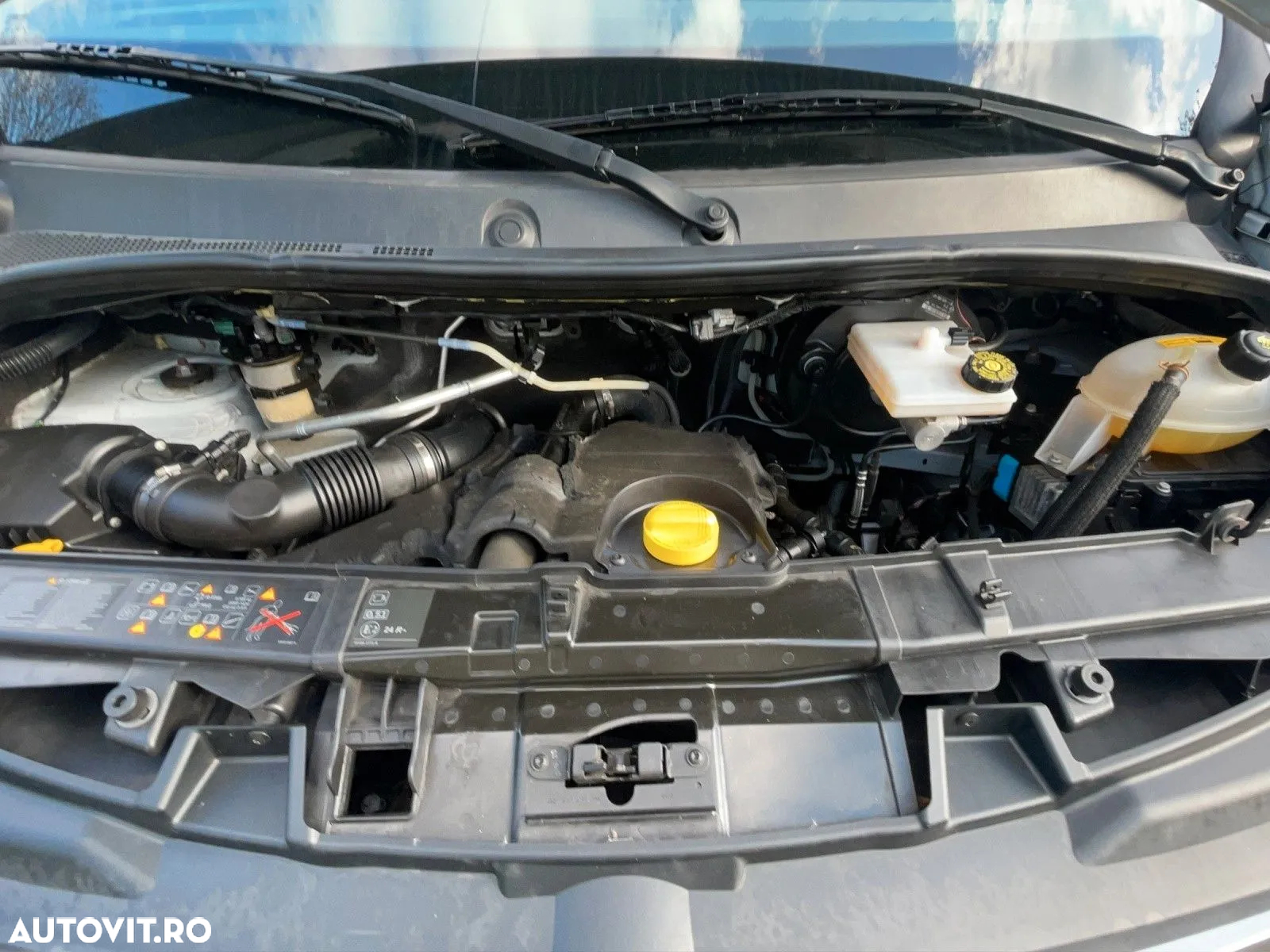 Dezmembrari piese auto Opel Movano B 2.3cdti - 4