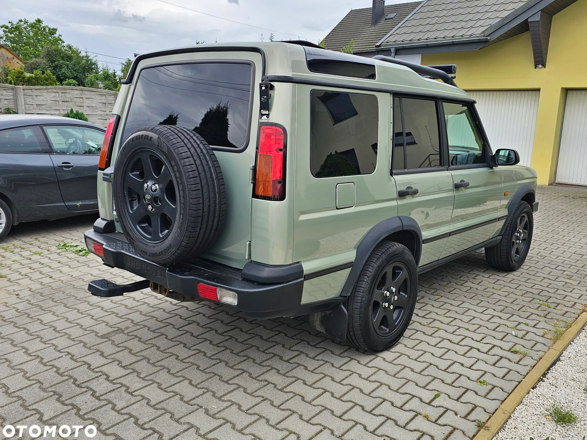 Land Rover Discovery - 3