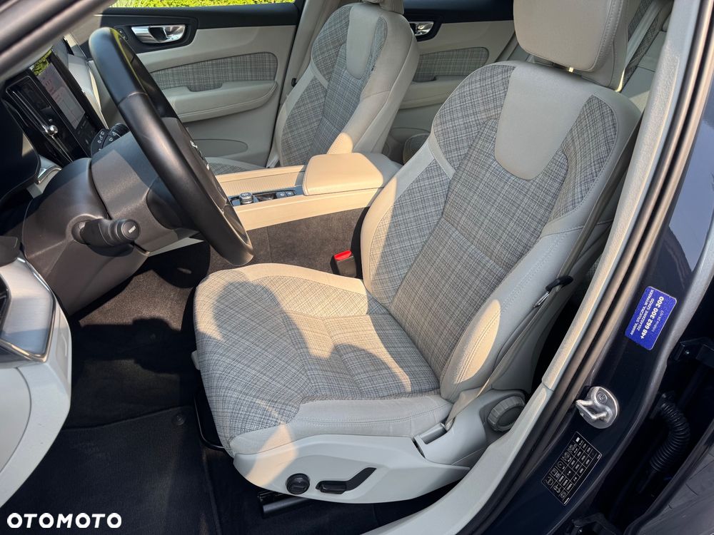 Volvo XC 60 B5 B AWD Core - 14