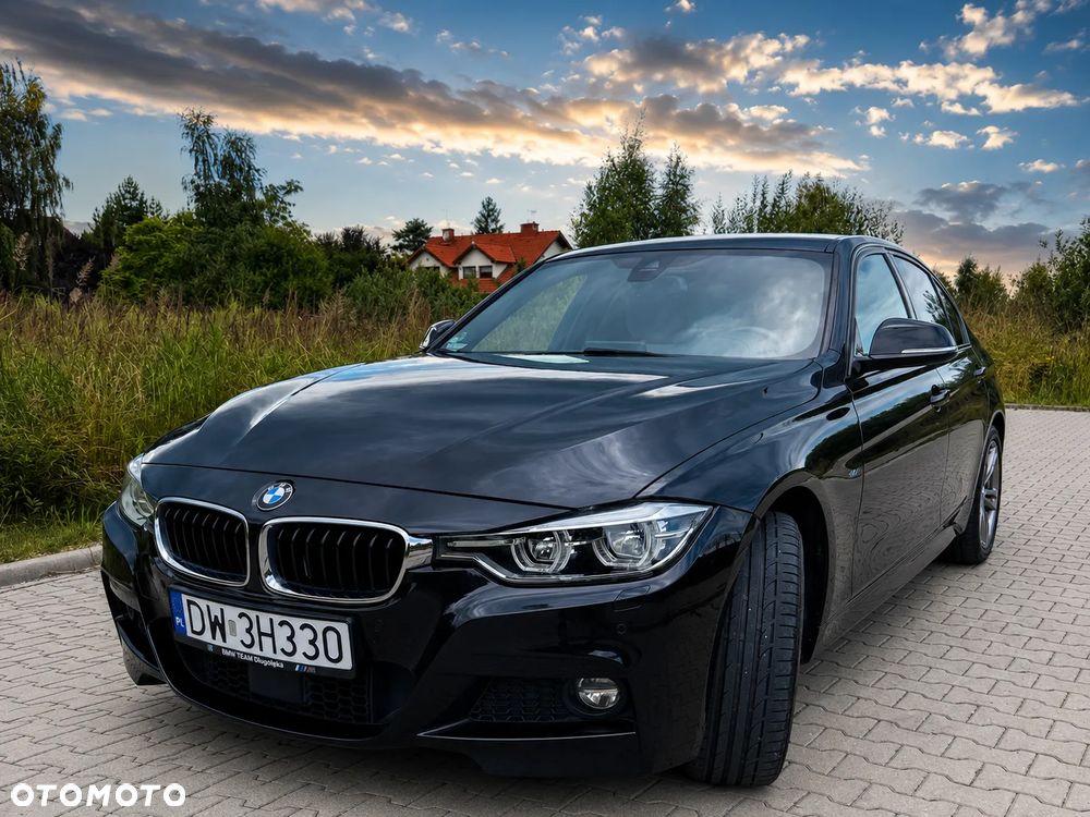 BMW Seria 3 330i xDrive M Sport Shadow - 5