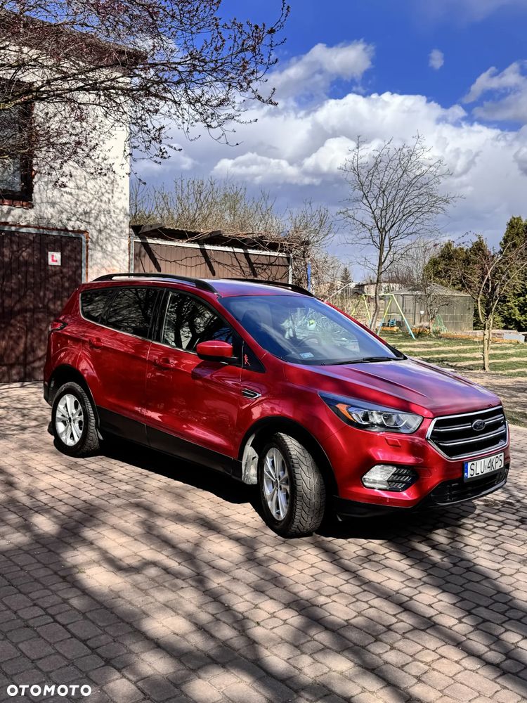 Ford Kuga - 2