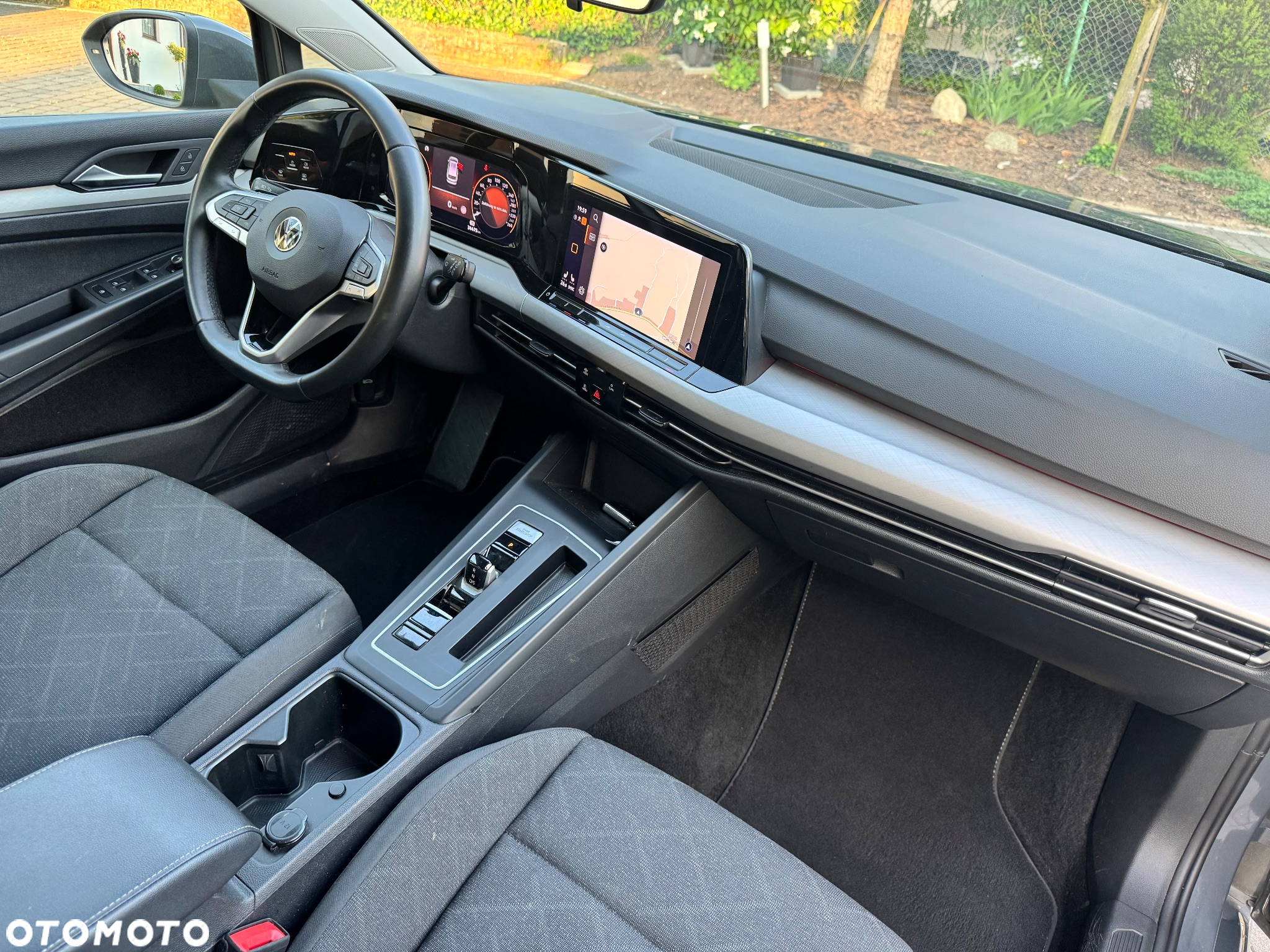 Volkswagen Golf - 17