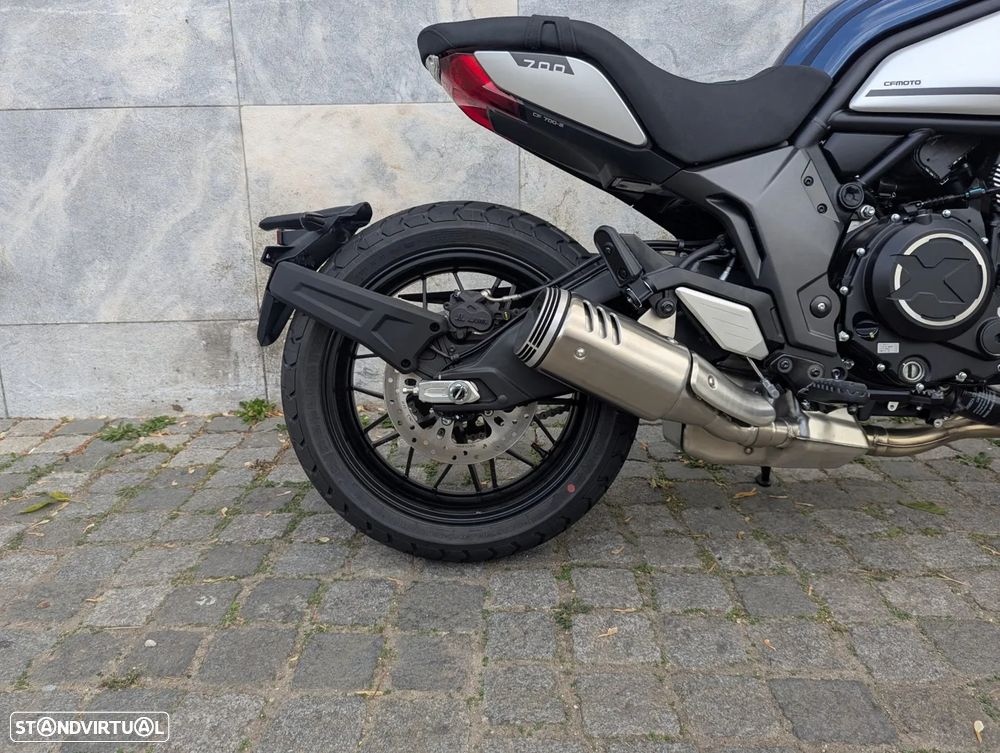 CF Moto 700CL-X Heritage - 6