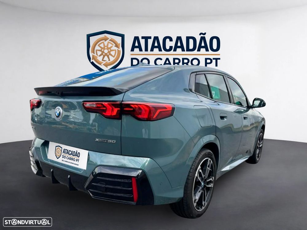 BMW iX2 xDrive30 Pack Desportivo M - 18