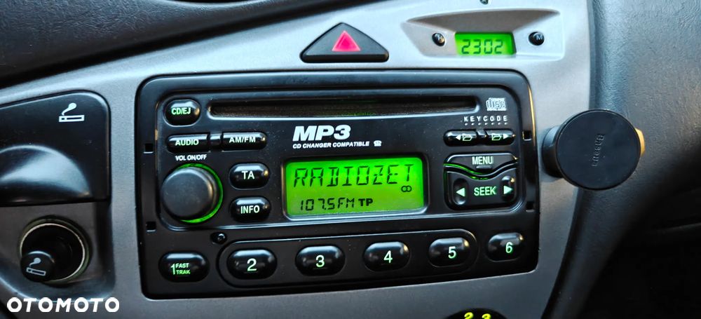 Ford Focus - 12