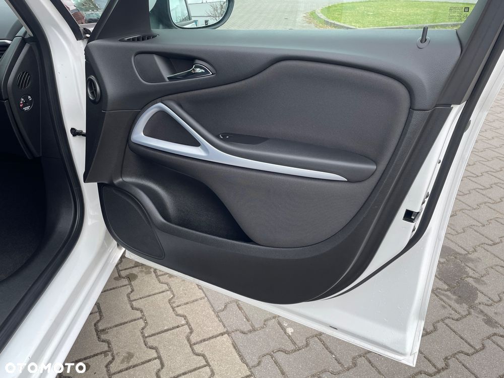 Opel Zafira - 25