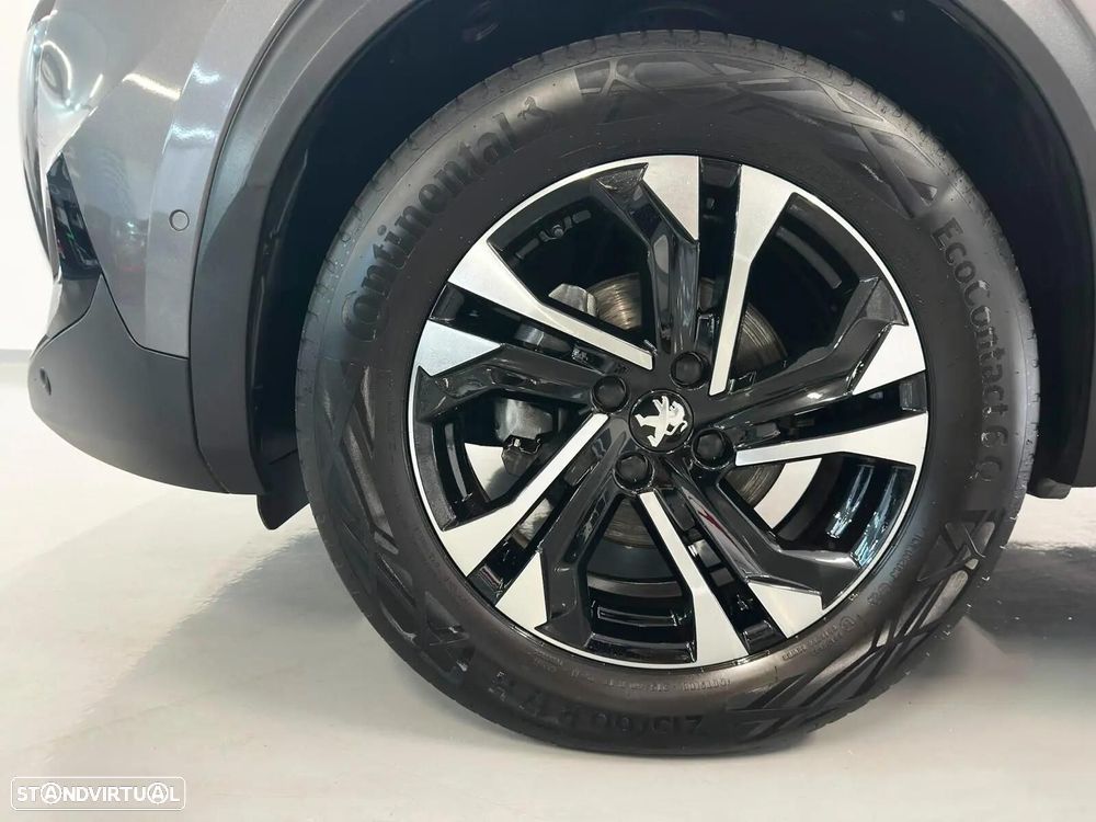 Peugeot 2008 1.2 PureTech GT Line - 32