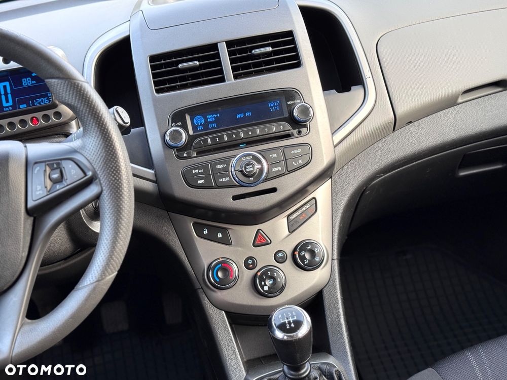 Chevrolet Aveo 1.2 LT+ - 14