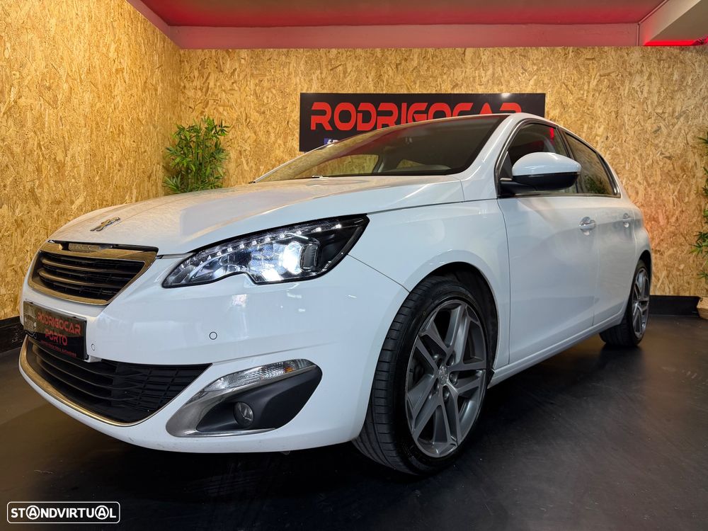 Peugeot 308 130 e-THP Stop & Start Allure - 32